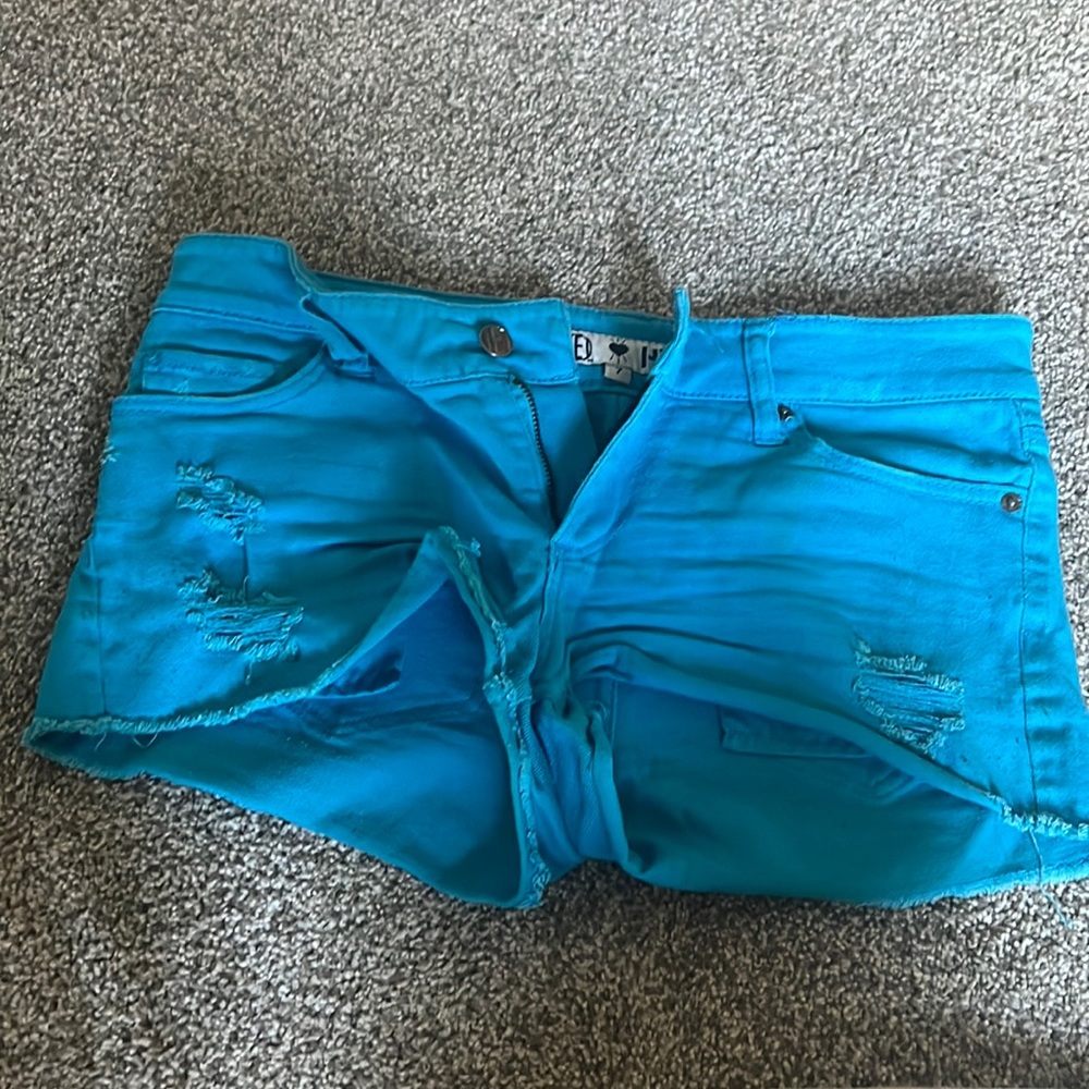 Light blue denim frayed shorts hot topic size 7